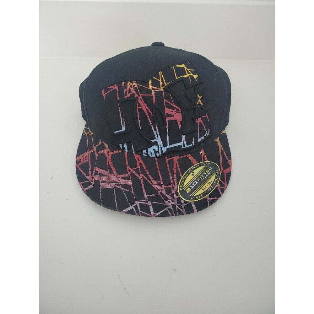 NWOT DC Black Graphic Snapback Hat with Multicolor Pattern